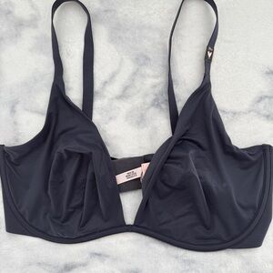 Incredible by Victoria’s Secret Dark Blue Underwire Unlined Plunge Bra Size 38DD